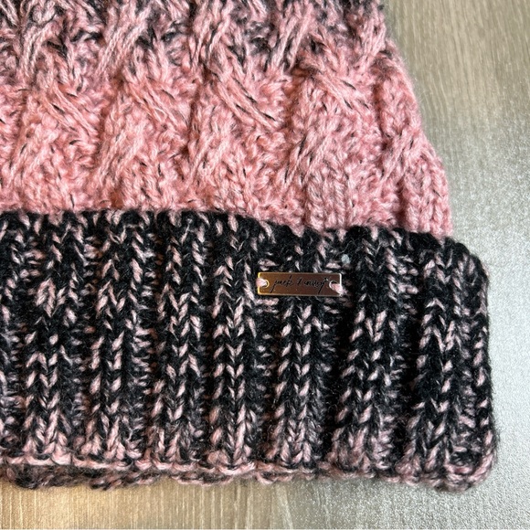Women’s Beanie, Pom-Pom, Black & Pink, Jack And Missy One Size Fits All - Picture 4 of 5